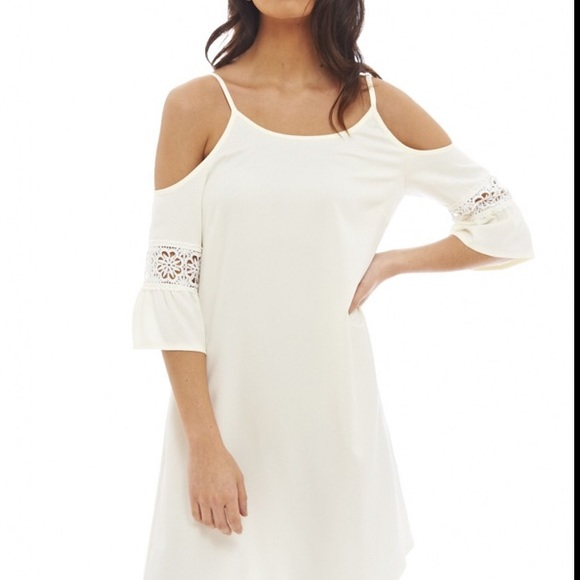 Dresses & Skirts - Cold shoulder swing dress